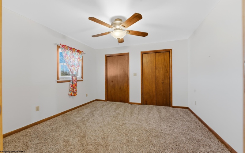 527 Hayhurst Street, Rivesville, West Virginia 26588, 4 Bedrooms Bedrooms, 7 Rooms Rooms,2 BathroomsBathrooms,Single Family Detached,For Sale,Hayhurst,10164185