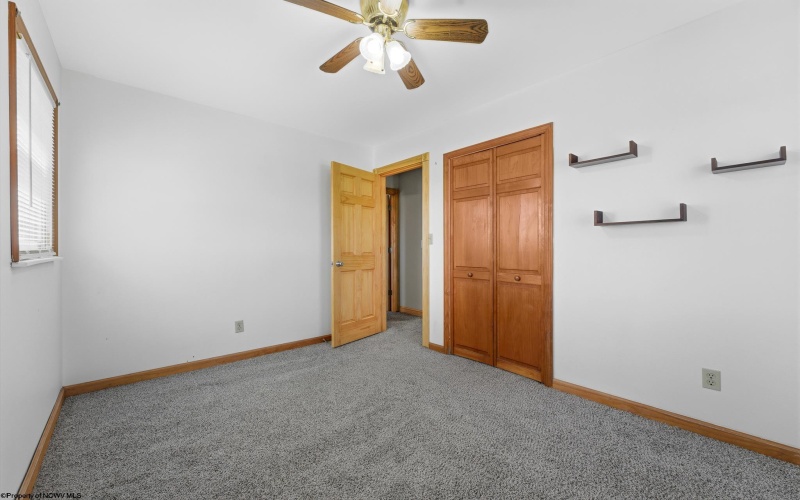 527 Hayhurst Street, Rivesville, West Virginia 26588, 4 Bedrooms Bedrooms, 7 Rooms Rooms,2 BathroomsBathrooms,Single Family Detached,For Sale,Hayhurst,10164185