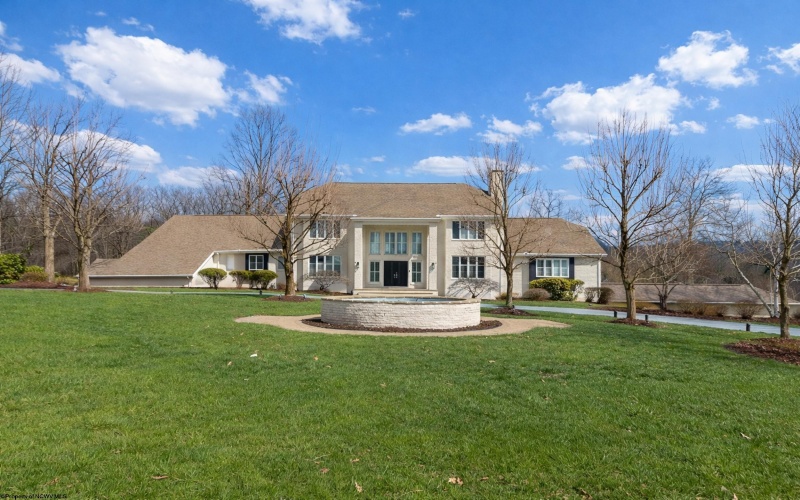 3116 Greystone Drive, Morgantown, West Virginia 26508, 6 Bedrooms Bedrooms, 15 Rooms Rooms,7 BathroomsBathrooms,Single Family Detached,For Sale,Greystone,10164175