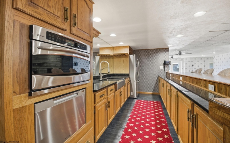 3116 Greystone Drive, Morgantown, West Virginia 26508, 6 Bedrooms Bedrooms, 15 Rooms Rooms,7 BathroomsBathrooms,Single Family Detached,For Sale,Greystone,10164175