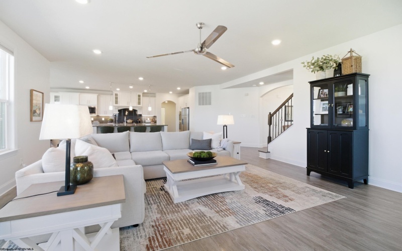 56 Windermere Lane, Morgantown, West Virginia 26508, 4 Bedrooms Bedrooms, 9 Rooms Rooms,3 BathroomsBathrooms,Single Family Detached,For Sale,Windermere,10164178