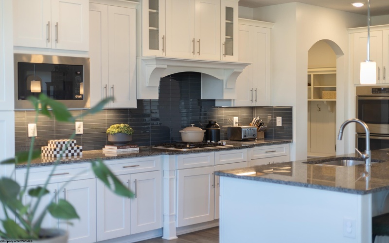 56 Windermere Lane, Morgantown, West Virginia 26508, 4 Bedrooms Bedrooms, 9 Rooms Rooms,3 BathroomsBathrooms,Single Family Detached,For Sale,Windermere,10164178