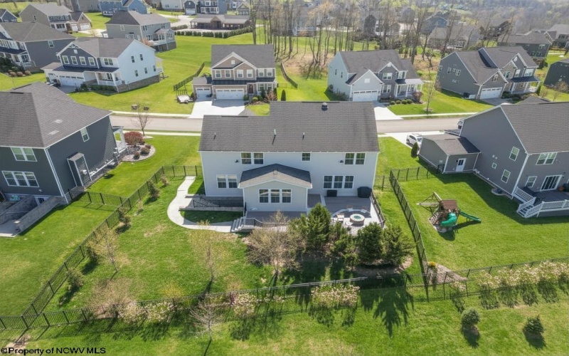 56 Windermere Lane, Morgantown, West Virginia 26508, 4 Bedrooms Bedrooms, 9 Rooms Rooms,3 BathroomsBathrooms,Single Family Detached,For Sale,Windermere,10164178