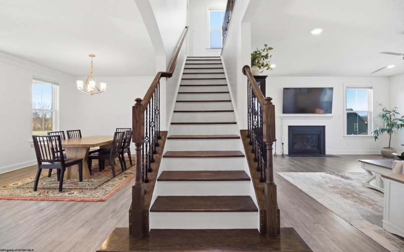 56 Windermere Lane, Morgantown, West Virginia 26508, 4 Bedrooms Bedrooms, 9 Rooms Rooms,3 BathroomsBathrooms,Single Family Detached,For Sale,Windermere,10164178