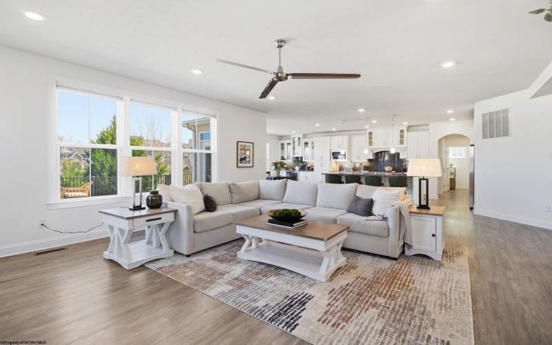 56 Windermere Lane, Morgantown, West Virginia 26508, 4 Bedrooms Bedrooms, 9 Rooms Rooms,3 BathroomsBathrooms,Single Family Detached,For Sale,Windermere,10164178