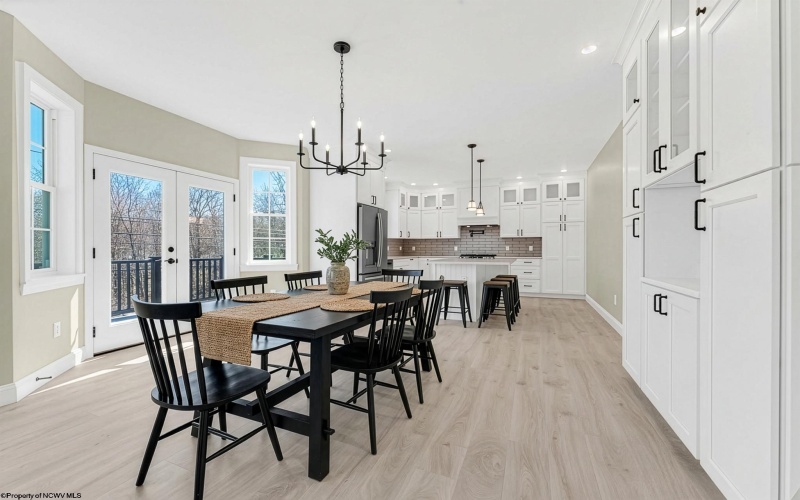 100 Lockwood Drive, Morgantown, West Virginia 26505, 3 Bedrooms Bedrooms, 9 Rooms Rooms,3 BathroomsBathrooms,Single Family Detached,For Sale,Lockwood,10164179