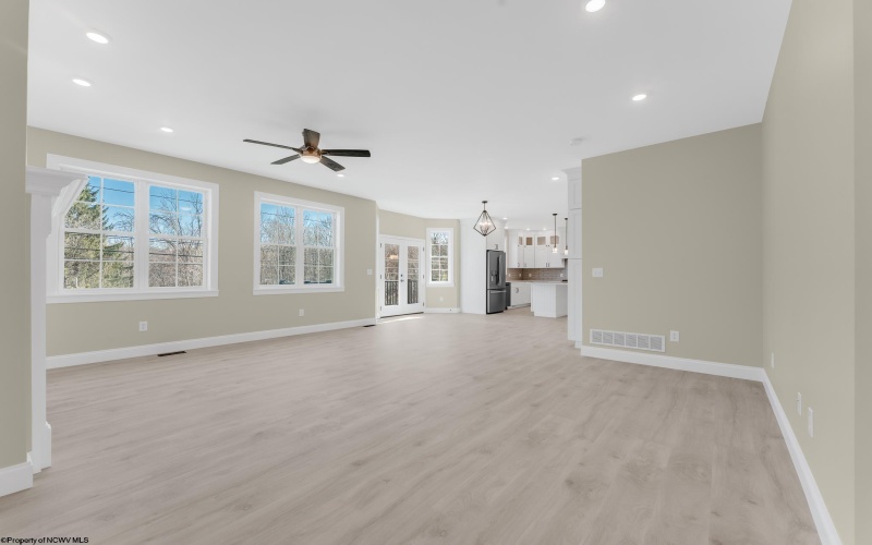 100 Lockwood Drive, Morgantown, West Virginia 26505, 3 Bedrooms Bedrooms, 9 Rooms Rooms,3 BathroomsBathrooms,Single Family Detached,For Sale,Lockwood,10164179