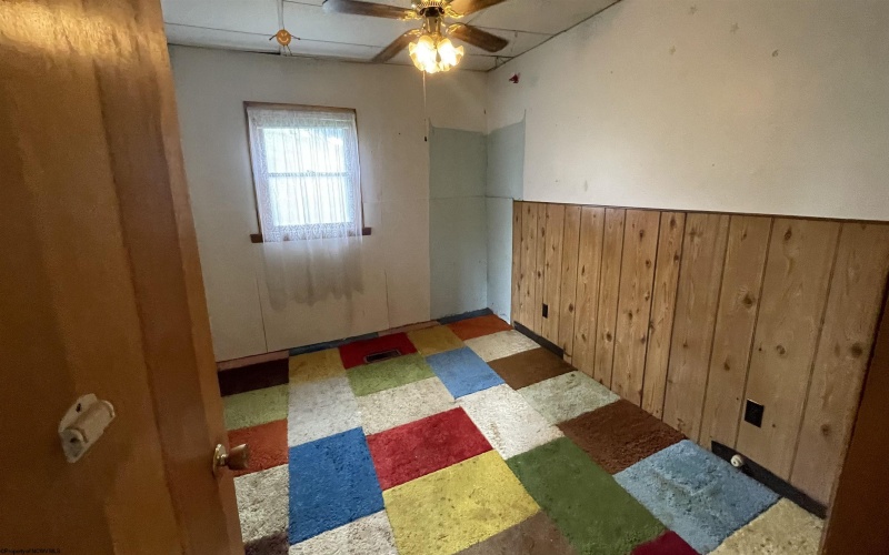 112 Thorn Stop Circle, Clarksburg, West Virginia 26330, 3 Bedrooms Bedrooms, 6 Rooms Rooms,1 BathroomBathrooms,Single Family Detached,For Sale,Thorn Stop,10164180