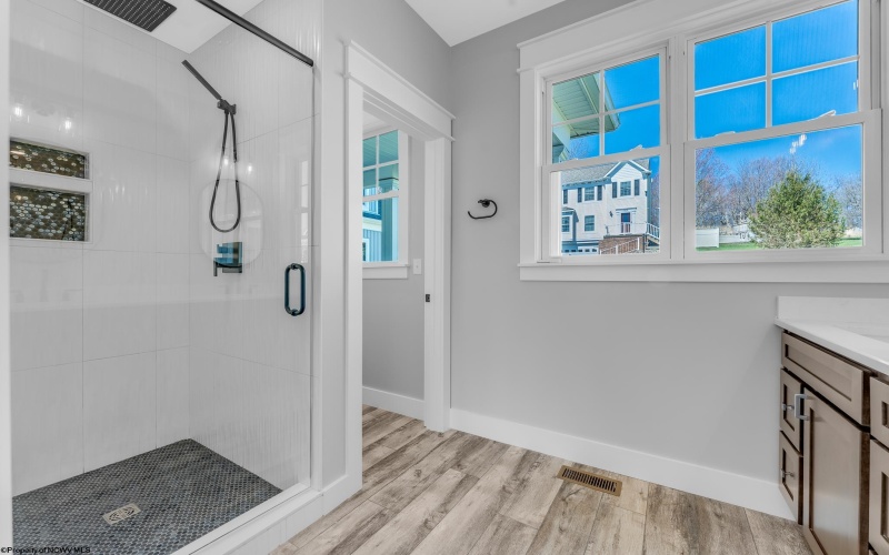 107 Lockwood Drive, Morgantown, West Virginia 26508, 4 Bedrooms Bedrooms, 8 Rooms Rooms,3 BathroomsBathrooms,Single Family Detached,For Sale,Lockwood,10164182