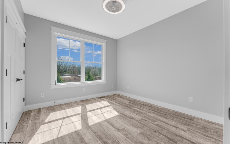 107 Lockwood Drive, Morgantown, West Virginia 26508, 4 Bedrooms Bedrooms, 8 Rooms Rooms,3 BathroomsBathrooms,Single Family Detached,For Sale,Lockwood,10164182