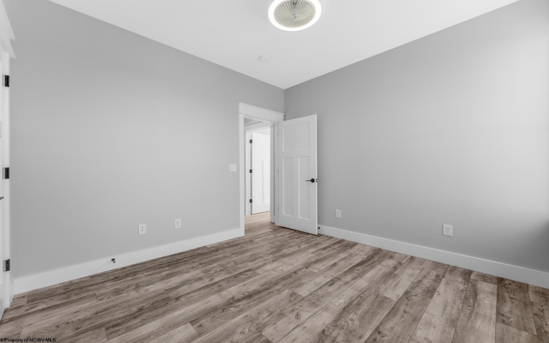 107 Lockwood Drive, Morgantown, West Virginia 26508, 4 Bedrooms Bedrooms, 8 Rooms Rooms,3 BathroomsBathrooms,Single Family Detached,For Sale,Lockwood,10164182