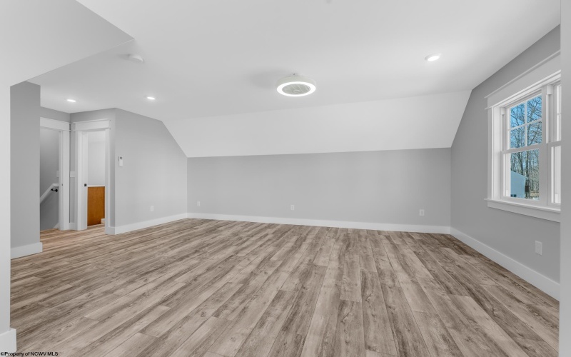 107 Lockwood Drive, Morgantown, West Virginia 26508, 4 Bedrooms Bedrooms, 8 Rooms Rooms,3 BathroomsBathrooms,Single Family Detached,For Sale,Lockwood,10164182