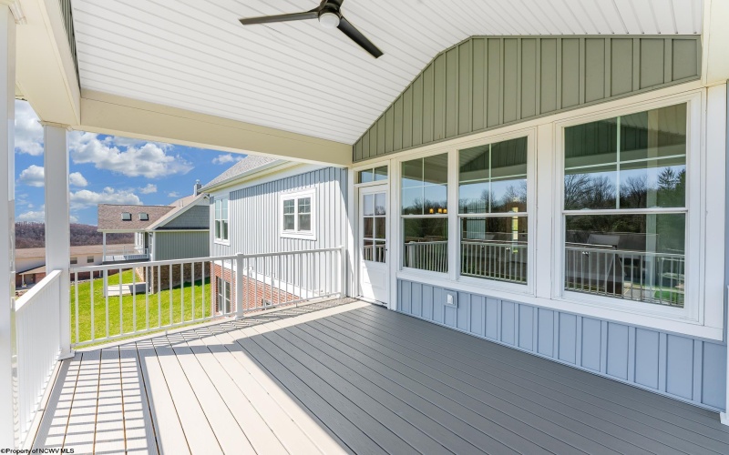 107 Lockwood Drive, Morgantown, West Virginia 26508, 4 Bedrooms Bedrooms, 8 Rooms Rooms,3 BathroomsBathrooms,Single Family Detached,For Sale,Lockwood,10164182