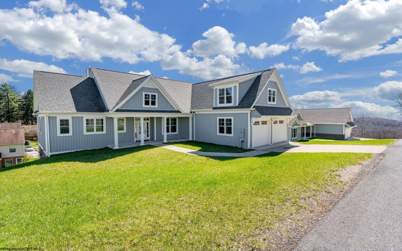 107 Lockwood Drive, Morgantown, West Virginia 26508, 4 Bedrooms Bedrooms, 8 Rooms Rooms,3 BathroomsBathrooms,Single Family Detached,For Sale,Lockwood,10164182