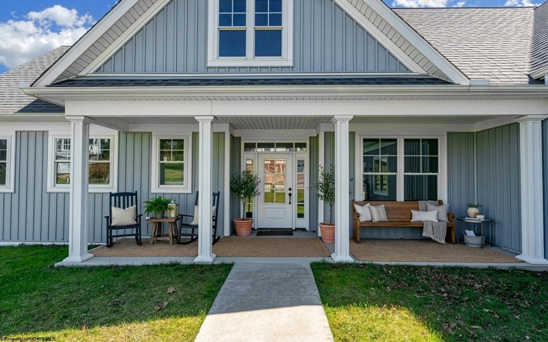 107 Lockwood Drive, Morgantown, West Virginia 26508, 4 Bedrooms Bedrooms, 8 Rooms Rooms,3 BathroomsBathrooms,Single Family Detached,For Sale,Lockwood,10164182