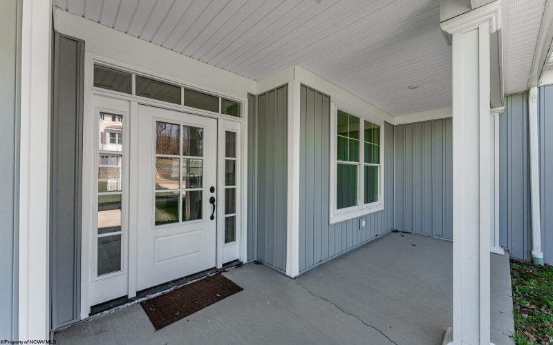 107 Lockwood Drive, Morgantown, West Virginia 26508, 4 Bedrooms Bedrooms, 8 Rooms Rooms,3 BathroomsBathrooms,Single Family Detached,For Sale,Lockwood,10164182