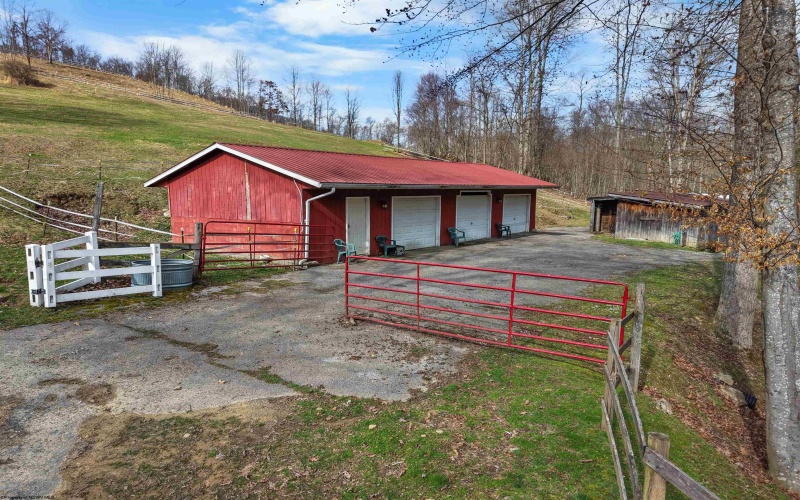 1058 Wolfgang Road, Rock Cave, West Virginia 26234, 3 Bedrooms Bedrooms, 7 Rooms Rooms,2 BathroomsBathrooms,Single Family Detached,For Sale,Wolfgang,10164191