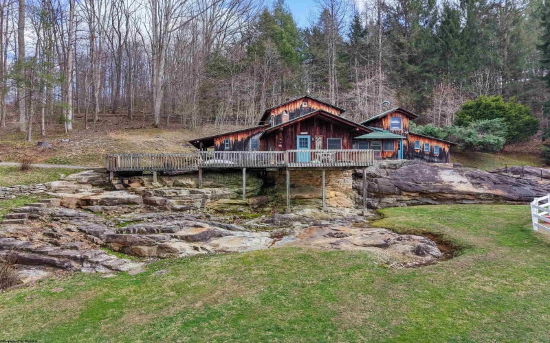 1058 Wolfgang Road, Rock Cave, West Virginia 26234, 3 Bedrooms Bedrooms, 7 Rooms Rooms,2 BathroomsBathrooms,Single Family Detached,For Sale,Wolfgang,10164191