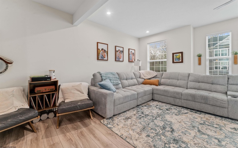 302 Bay Street, Morgantown, West Virginia 26508, 3 Bedrooms Bedrooms, 7 Rooms Rooms,2 BathroomsBathrooms,Single Family Attached,For Sale,Bay,10164192 302 Bay Street, Morgantown, West Virginia 26508, 3 Bedrooms Bedrooms, 7 Rooms Rooms,2 BathroomsBathrooms,Single Family Attached,For Sale,Bay,10164192