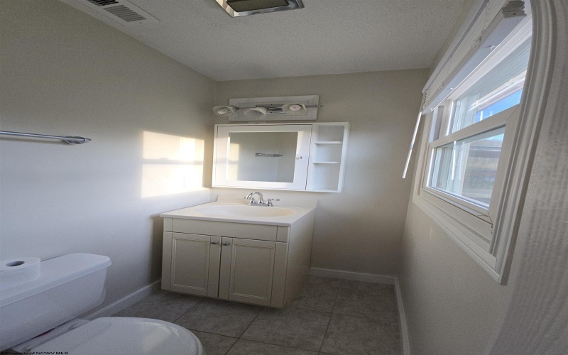 137 Scott Street, Buckhannon, West Virginia 26201, 3 Bedrooms Bedrooms, 7 Rooms Rooms,1 BathroomBathrooms,Single Family Detached,For Sale,Scott,10164190 137 Scott Street, Buckhannon, West Virginia 26201, 3 Bedrooms Bedrooms, 7 Rooms Rooms,1 BathroomBathrooms,Single Family Detached,For Sale,Scott,10164190