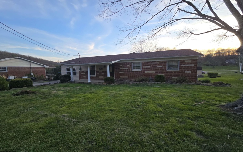 137 Scott Street, Buckhannon, West Virginia 26201, 3 Bedrooms Bedrooms, 7 Rooms Rooms,1 BathroomBathrooms,Single Family Detached,For Sale,Scott,10164190 137 Scott Street, Buckhannon, West Virginia 26201, 3 Bedrooms Bedrooms, 7 Rooms Rooms,1 BathroomBathrooms,Single Family Detached,For Sale,Scott,10164190