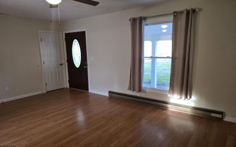 137 Scott Street, Buckhannon, West Virginia 26201, 3 Bedrooms Bedrooms, 7 Rooms Rooms,1 BathroomBathrooms,Single Family Detached,For Sale,Scott,10164190 137 Scott Street, Buckhannon, West Virginia 26201, 3 Bedrooms Bedrooms, 7 Rooms Rooms,1 BathroomBathrooms,Single Family Detached,For Sale,Scott,10164190