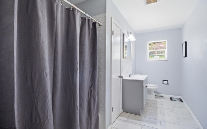 135 Celtic Drive, Clarksburg, West Virginia 26301, 3 Bedrooms Bedrooms, 8 Rooms Rooms,2 BathroomsBathrooms,Single Family Detached,For Sale,Celtic,10164198 135 Celtic Drive, Clarksburg, West Virginia 26301, 3 Bedrooms Bedrooms, 8 Rooms Rooms,2 BathroomsBathrooms,Single Family Detached,For Sale,Celtic,10164198