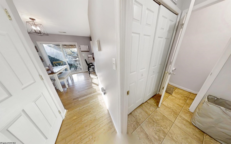 6 Sophie Lane, Bunker Hill, West Virginia 25413, 3 Bedrooms Bedrooms, 6 Rooms Rooms,2 BathroomsBathrooms,Single Family Attached,For Sale,Sophie,10164195