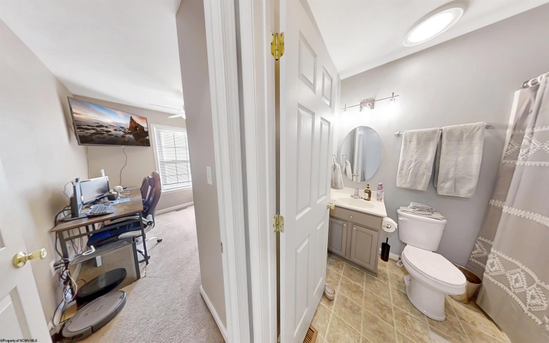 6 Sophie Lane, Bunker Hill, West Virginia 25413, 3 Bedrooms Bedrooms, 6 Rooms Rooms,2 BathroomsBathrooms,Single Family Attached,For Sale,Sophie,10164195