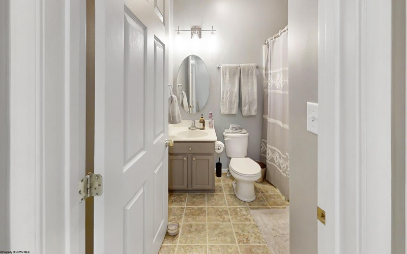 6 Sophie Lane, Bunker Hill, West Virginia 25413, 3 Bedrooms Bedrooms, 6 Rooms Rooms,2 BathroomsBathrooms,Single Family Attached,For Sale,Sophie,10164195