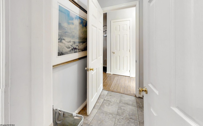 6 Sophie Lane, Bunker Hill, West Virginia 25413, 3 Bedrooms Bedrooms, 6 Rooms Rooms,2 BathroomsBathrooms,Single Family Attached,For Sale,Sophie,10164195