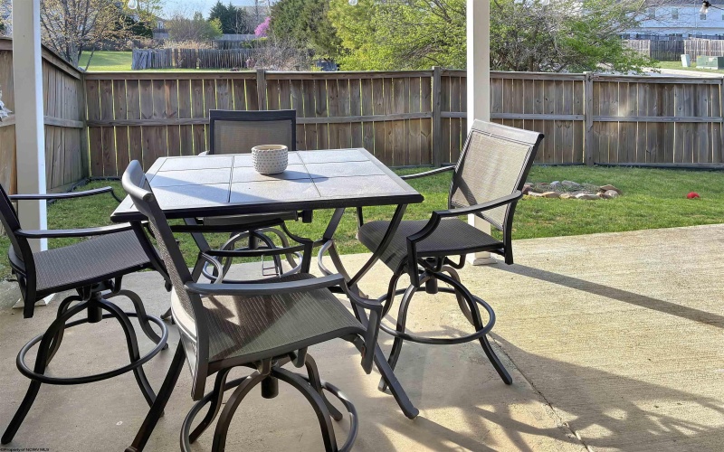 6 Sophie Lane, Bunker Hill, West Virginia 25413, 3 Bedrooms Bedrooms, 6 Rooms Rooms,2 BathroomsBathrooms,Single Family Attached,For Sale,Sophie,10164195