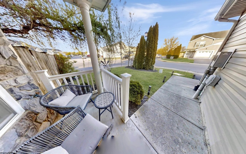 6 Sophie Lane, Bunker Hill, West Virginia 25413, 3 Bedrooms Bedrooms, 6 Rooms Rooms,2 BathroomsBathrooms,Single Family Attached,For Sale,Sophie,10164195