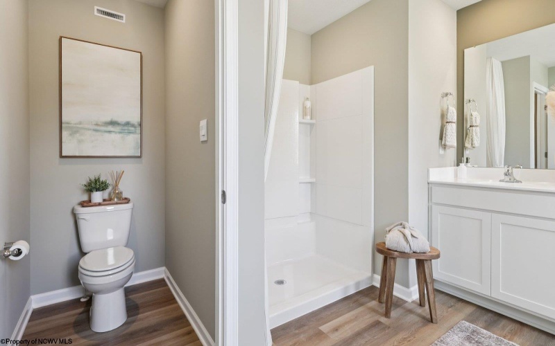 339 Dye Lane, Morgantown, West Virginia 26501, 4 Bedrooms Bedrooms, 8 Rooms Rooms,2 BathroomsBathrooms,Single Family Detached,For Sale,Dye,10164197