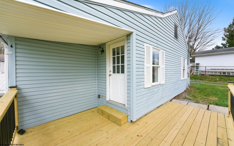 31 2nd Street, Westover, West Virginia 26501, 2 Bedrooms Bedrooms, 5 Rooms Rooms,1 BathroomBathrooms,Single Family Detached,For Sale,2nd,10164196 31 2nd Street, Westover, West Virginia 26501, 2 Bedrooms Bedrooms, 5 Rooms Rooms,1 BathroomBathrooms,Single Family Detached,For Sale,2nd,10164196