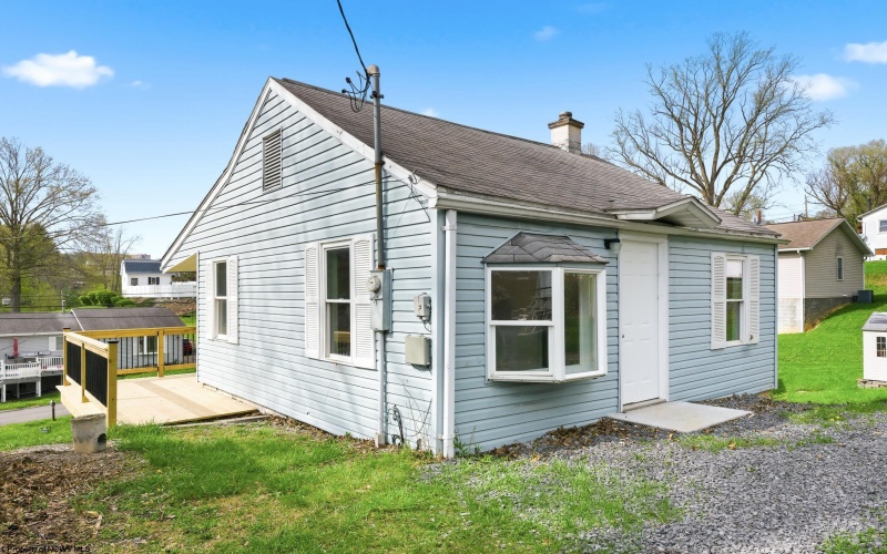 31 2nd Street, Westover, West Virginia 26501, 2 Bedrooms Bedrooms, 5 Rooms Rooms,1 BathroomBathrooms,Single Family Detached,For Sale,2nd,10164196 31 2nd Street, Westover, West Virginia 26501, 2 Bedrooms Bedrooms, 5 Rooms Rooms,1 BathroomBathrooms,Single Family Detached,For Sale,2nd,10164196