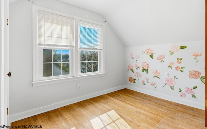 110 Smith Street, Bridgeport, West Virginia 26330-9999, 3 Bedrooms Bedrooms, 6 Rooms Rooms,1 BathroomBathrooms,Single Family Detached,For Sale,Smith,10164194