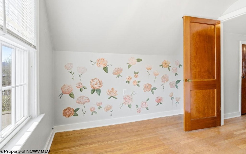 110 Smith Street, Bridgeport, West Virginia 26330-9999, 3 Bedrooms Bedrooms, 6 Rooms Rooms,1 BathroomBathrooms,Single Family Detached,For Sale,Smith,10164194