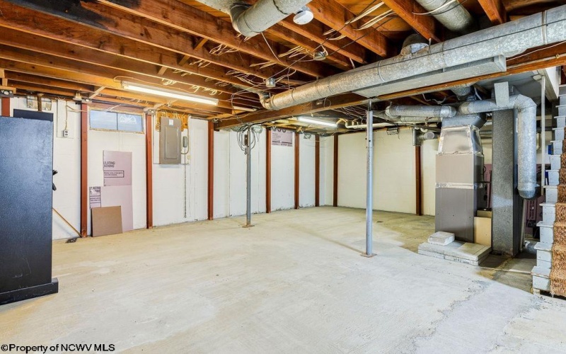 110 Smith Street, Bridgeport, West Virginia 26330-9999, 3 Bedrooms Bedrooms, 6 Rooms Rooms,1 BathroomBathrooms,Single Family Detached,For Sale,Smith,10164194