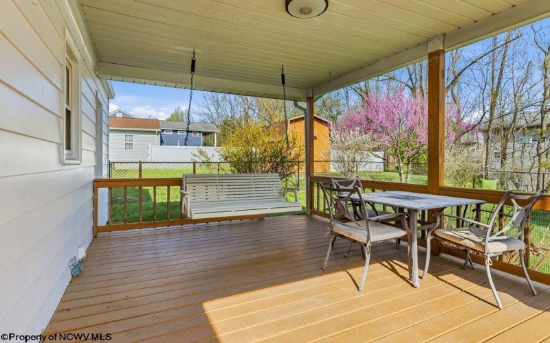 110 Smith Street, Bridgeport, West Virginia 26330-9999, 3 Bedrooms Bedrooms, 6 Rooms Rooms,1 BathroomBathrooms,Single Family Detached,For Sale,Smith,10164194