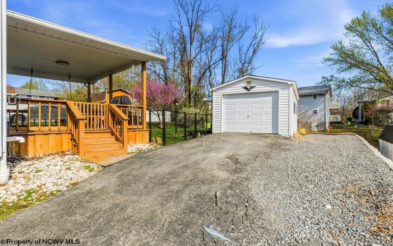 110 Smith Street, Bridgeport, West Virginia 26330-9999, 3 Bedrooms Bedrooms, 6 Rooms Rooms,1 BathroomBathrooms,Single Family Detached,For Sale,Smith,10164194