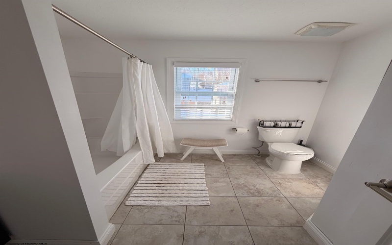 199 Donna Avenue, Morgantown, West Virginia 26505, 3 Bedrooms Bedrooms, 7 Rooms Rooms,3 BathroomsBathrooms,Residential Rentals,For Rent,Donna,10164199 199 Donna Avenue, Morgantown, West Virginia 26505, 3 Bedrooms Bedrooms, 7 Rooms Rooms,3 BathroomsBathrooms,Residential Rentals,For Rent,Donna,10164199