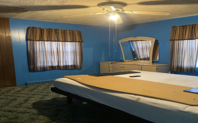 51 Pleasantview Road, Rivesville, West Virginia 26588, 3 Bedrooms Bedrooms, 6 Rooms Rooms,1 BathroomBathrooms,Single Family Detached,For Sale,Pleasantview,10164200