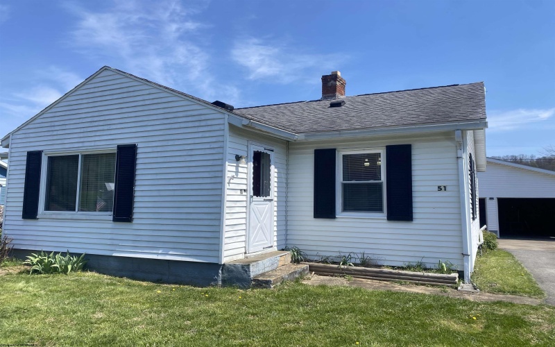 51 Pleasantview Road, Rivesville, West Virginia 26588, 3 Bedrooms Bedrooms, 6 Rooms Rooms,1 BathroomBathrooms,Single Family Detached,For Sale,Pleasantview,10164200