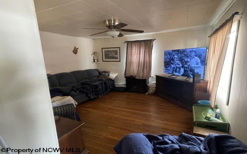 83 3rd Street, Bretz, West Virginia 26524, 4 Bedrooms Bedrooms, 7 Rooms Rooms,2 BathroomsBathrooms,Single Family Detached,For Sale,3rd,10164203 83 3rd Street, Bretz, West Virginia 26524, 4 Bedrooms Bedrooms, 7 Rooms Rooms,2 BathroomsBathrooms,Single Family Detached,For Sale,3rd,10164203