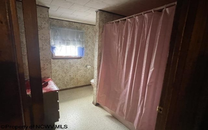 83 3rd Street, Bretz, West Virginia 26524, 4 Bedrooms Bedrooms, 7 Rooms Rooms,2 BathroomsBathrooms,Single Family Detached,For Sale,3rd,10164203 83 3rd Street, Bretz, West Virginia 26524, 4 Bedrooms Bedrooms, 7 Rooms Rooms,2 BathroomsBathrooms,Single Family Detached,For Sale,3rd,10164203