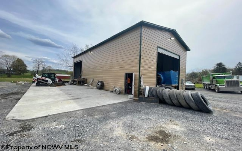 83 3rd Street, Bretz, West Virginia 26524, 4 Bedrooms Bedrooms, 7 Rooms Rooms,2 BathroomsBathrooms,Single Family Detached,For Sale,3rd,10164203 83 3rd Street, Bretz, West Virginia 26524, 4 Bedrooms Bedrooms, 7 Rooms Rooms,2 BathroomsBathrooms,Single Family Detached,For Sale,3rd,10164203