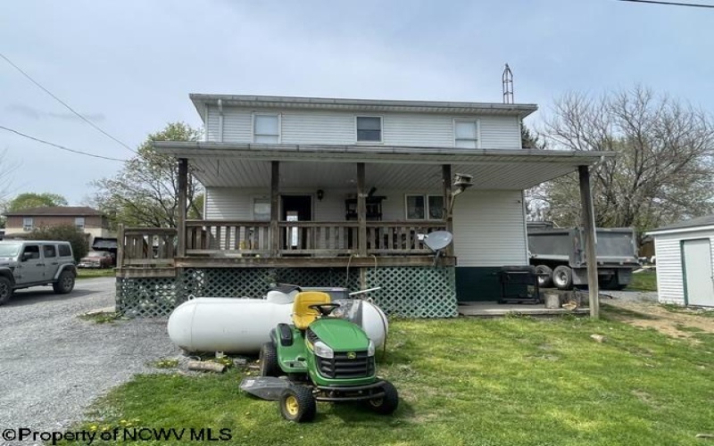 83 3rd Street, Bretz, West Virginia 26524, 4 Bedrooms Bedrooms, 7 Rooms Rooms,2 BathroomsBathrooms,Single Family Detached,For Sale,3rd,10164203 83 3rd Street, Bretz, West Virginia 26524, 4 Bedrooms Bedrooms, 7 Rooms Rooms,2 BathroomsBathrooms,Single Family Detached,For Sale,3rd,10164203