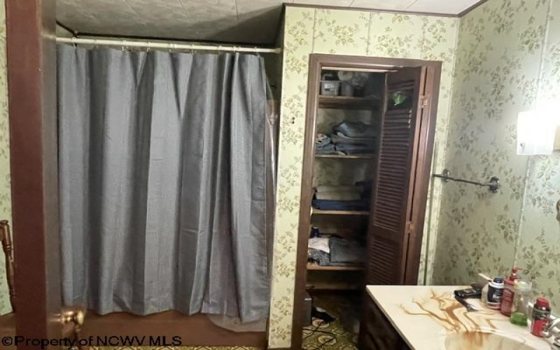 83 3rd Street, Bretz, West Virginia 26524, 4 Bedrooms Bedrooms, 7 Rooms Rooms,2 BathroomsBathrooms,Single Family Detached,For Sale,3rd,10164203 83 3rd Street, Bretz, West Virginia 26524, 4 Bedrooms Bedrooms, 7 Rooms Rooms,2 BathroomsBathrooms,Single Family Detached,For Sale,3rd,10164203