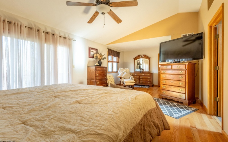 3726 Swallowtail Drive, Morgantown, West Virginia 26508, 3 Bedrooms Bedrooms, 8 Rooms Rooms,3 BathroomsBathrooms,Single Family Detached,For Sale,Swallowtail,10164221